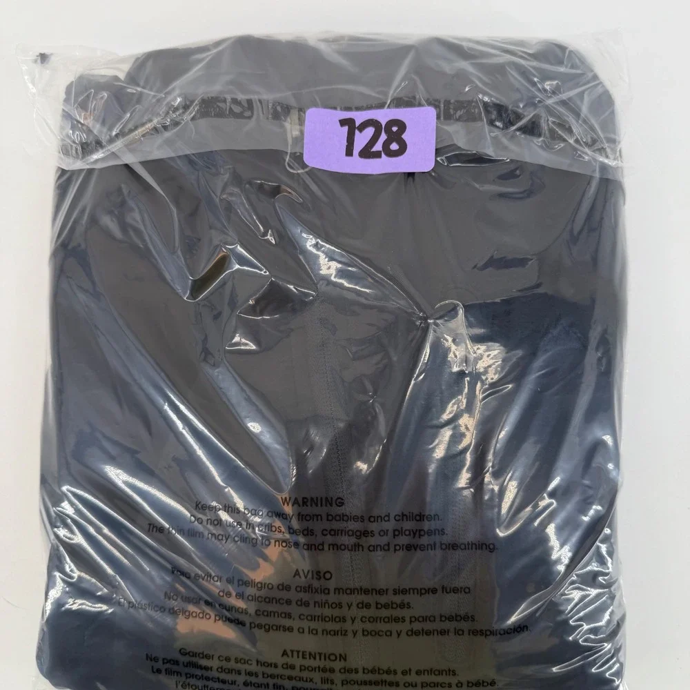 Snozu Performance Kids Black Softshell Jacket Full‎ Zip Size Small (8)